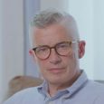 The first out gay governor in U.S. history has decided to get back in the game 20 years after his historic resignation. Former New Jersey Governor Jim McGreevey (D) officially […]